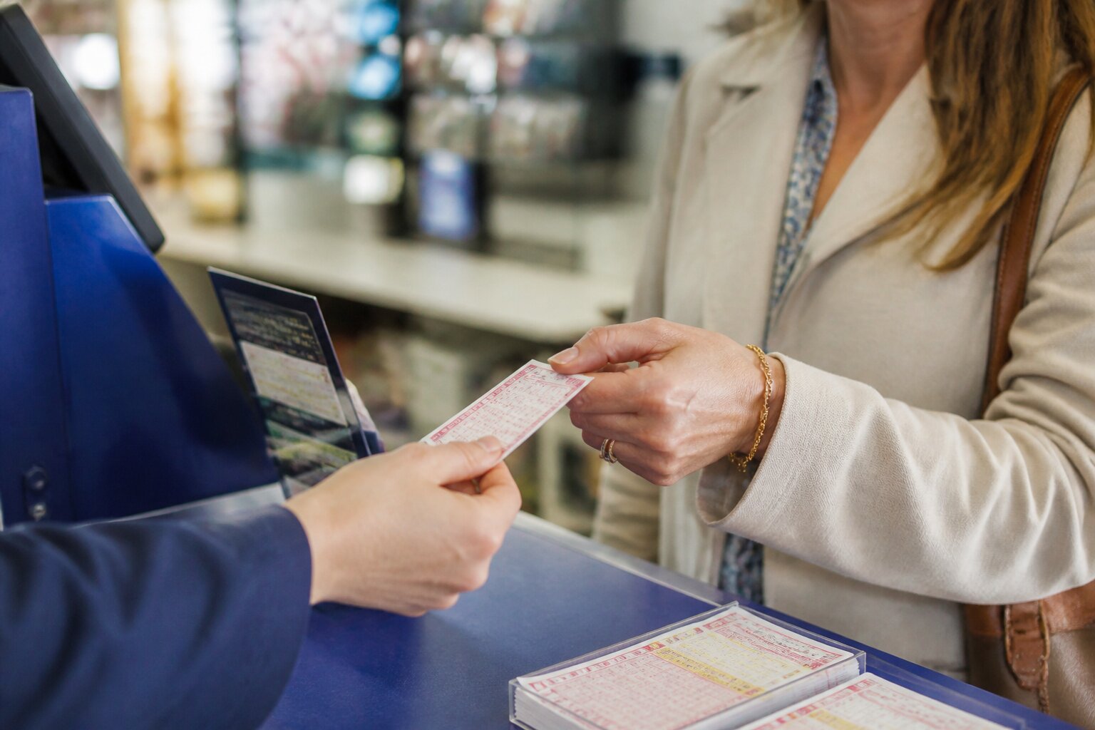 How Do You Claim a Free Lotto Lucky Dip? Steps & Eligibility Guide